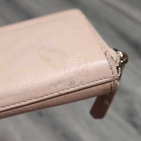 Vintage Cole Haan Peachy Cream Zip Around Wallet - Picture 7 of 8